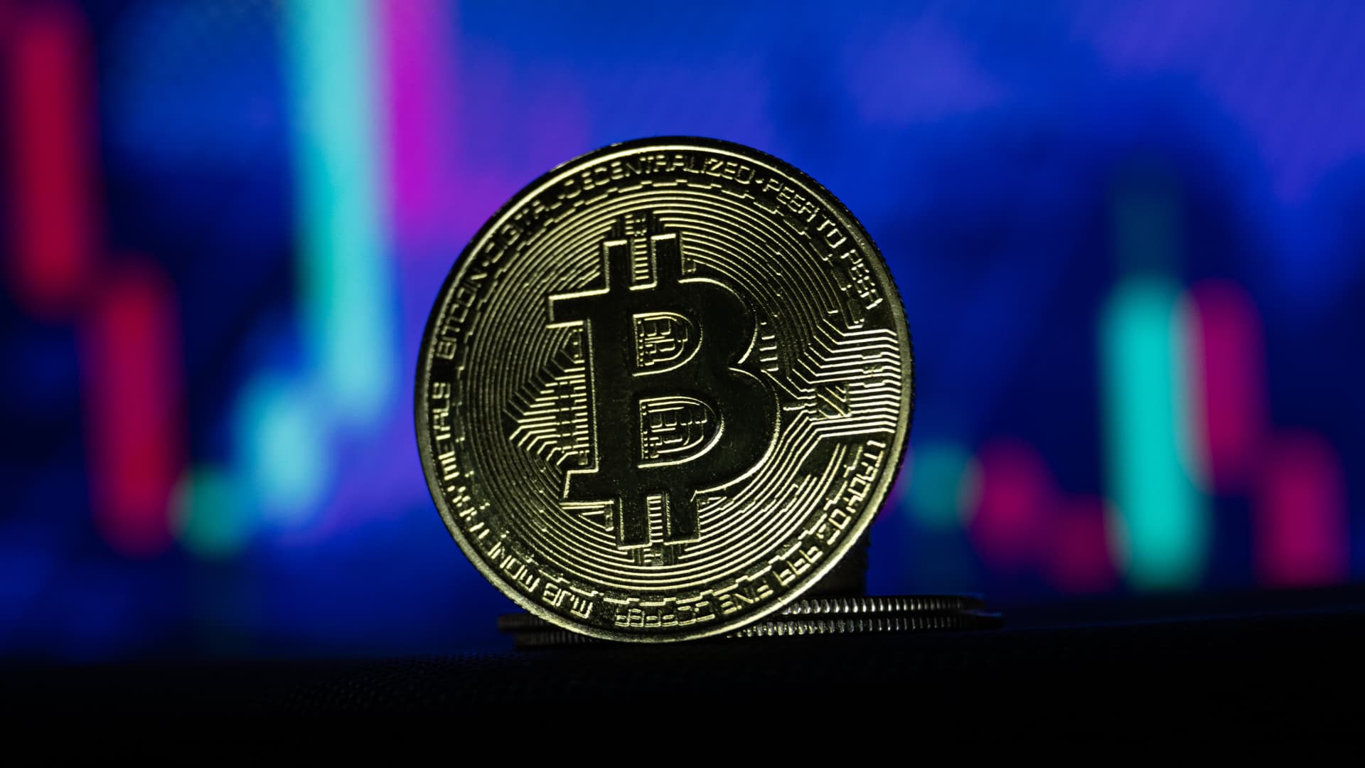 BlackRock’a göre bitcoin getirileri muhtemelen düşecek