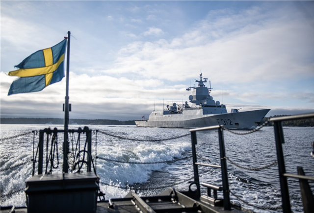 NATO Gemileri Stockholm Limanında Demir Gibi Birliğini Sergiliyor