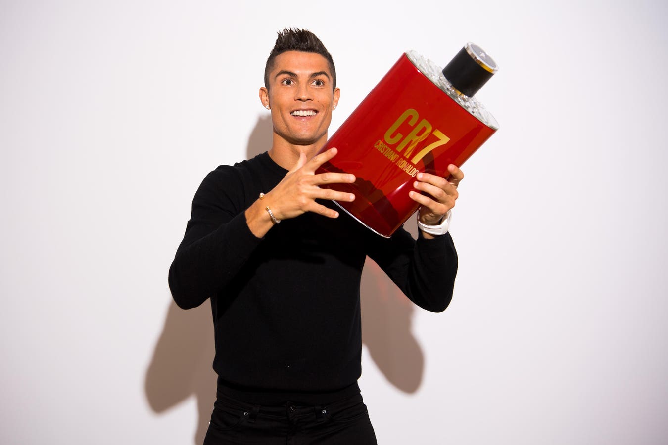 Saudi Arabistan, Ronaldo ve Parfüm Etiketleri: Futbolun Para Kazandıran Makinesi