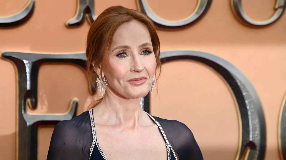 J.K. Rowling, ‘Harry Potter’ kadrosuyla anti-trans görüşleri nedeniyle bozulan ilişkisini açıklıyor