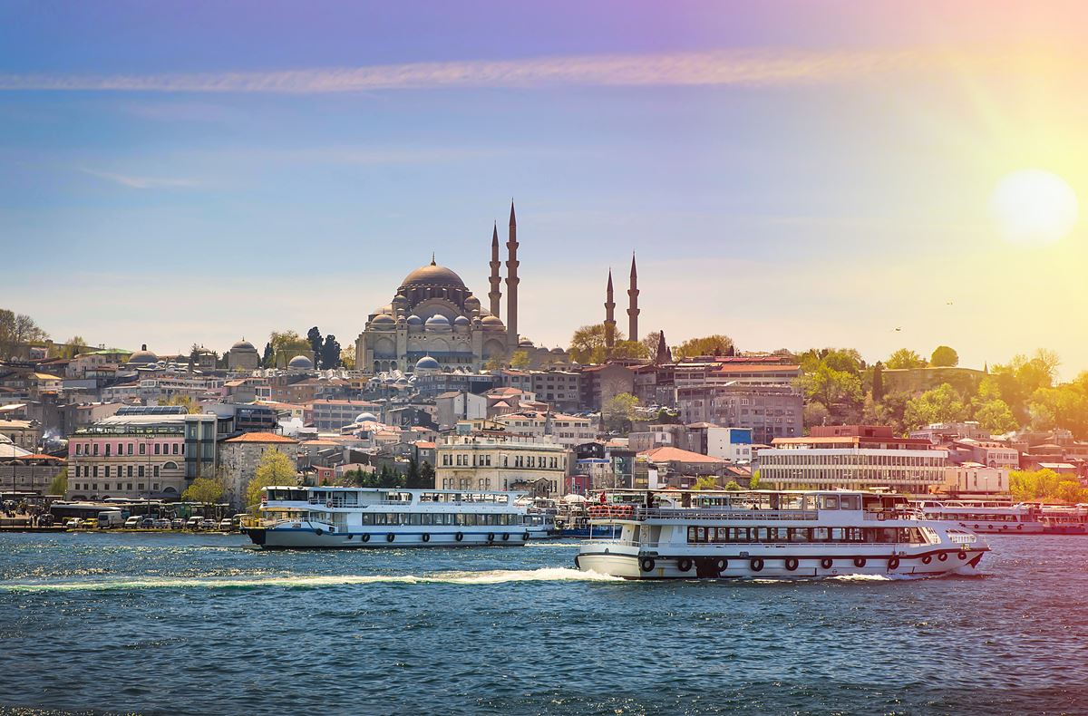 Istanbul is now available from two Hungarian cities with direct Wizz Air flights